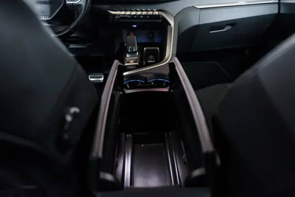 Peugeot 3008 1.5 BlueHDi GT EAT8 80