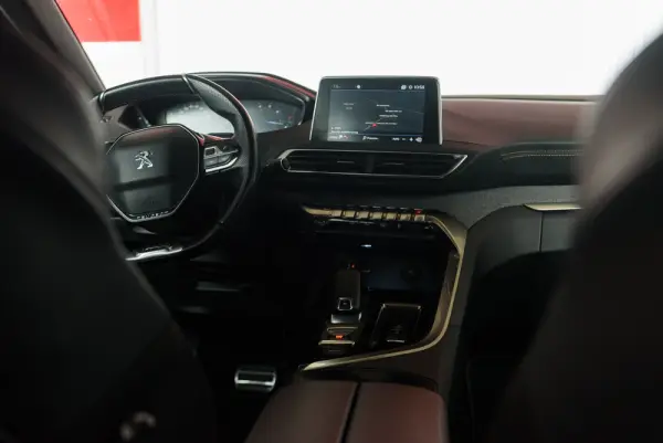 Peugeot 3008 1.5 BlueHDi GT EAT8 73