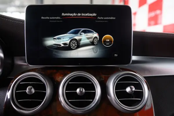 Mercedes-Benz GLC 250 d AMG Line 4-Matic 59