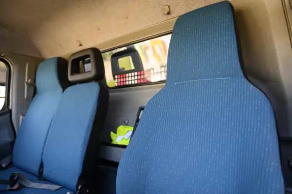 Mitsubishi Fuso Canter 3C13 c/ bascula 23