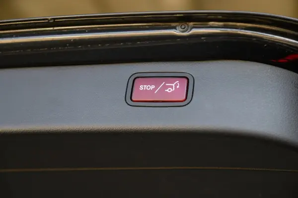 Mercedes-Benz C 300 e AMG Line 29