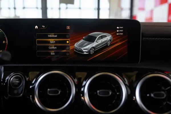 Mercedes-Benz CLA 180 d Style Aut. 54