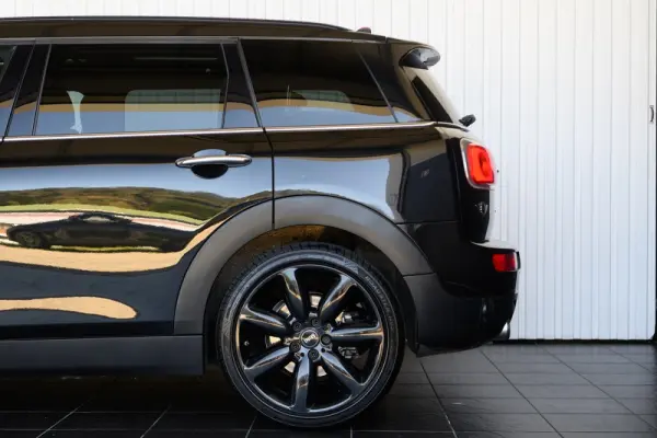 MINI Clubman Cooper D Classic Auto 14