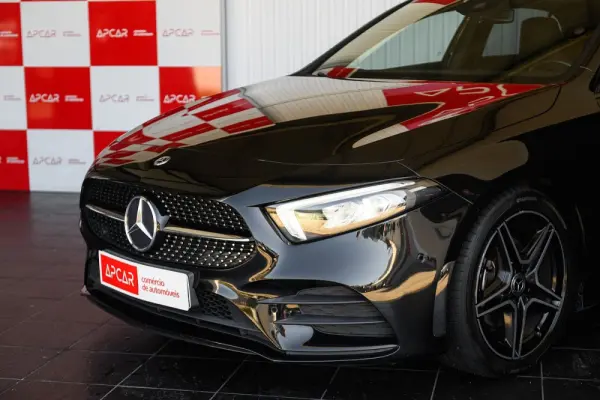 Mercedes-Benz A 180 d AMG Line Aut. 11