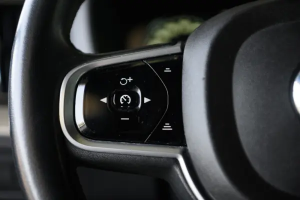 Volvo XC 60 2.0 D4 Inscription AWD Geartronic 36