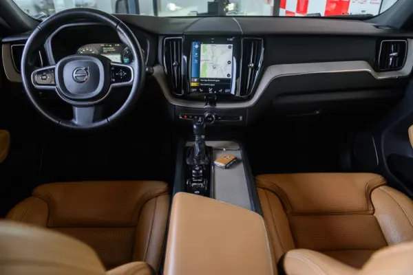 Volvo XC 60 2.0 D4 Inscription AWD Geartronic 53