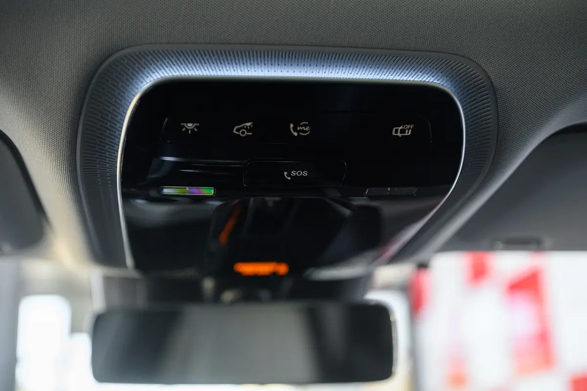 Mercedes-Benz C 300 e AMG Line 88