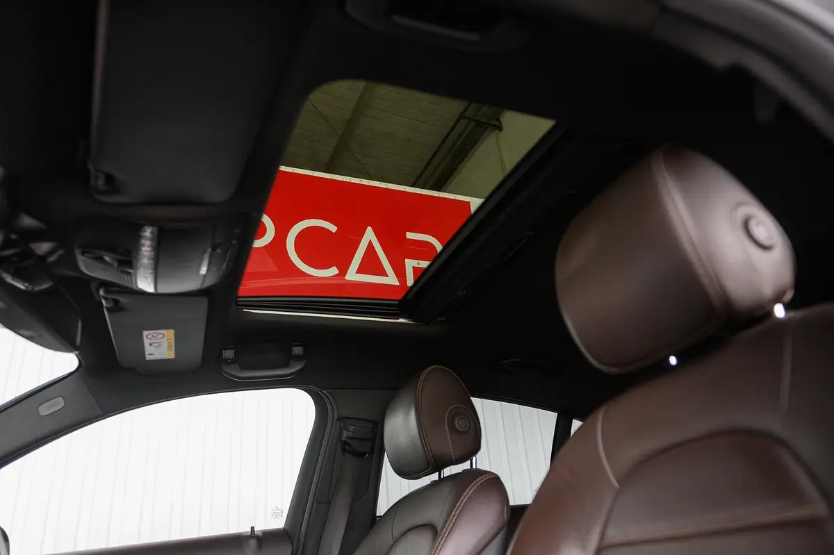 Mercedes-Benz GLC 250 d AMG Line 4-Matic 66