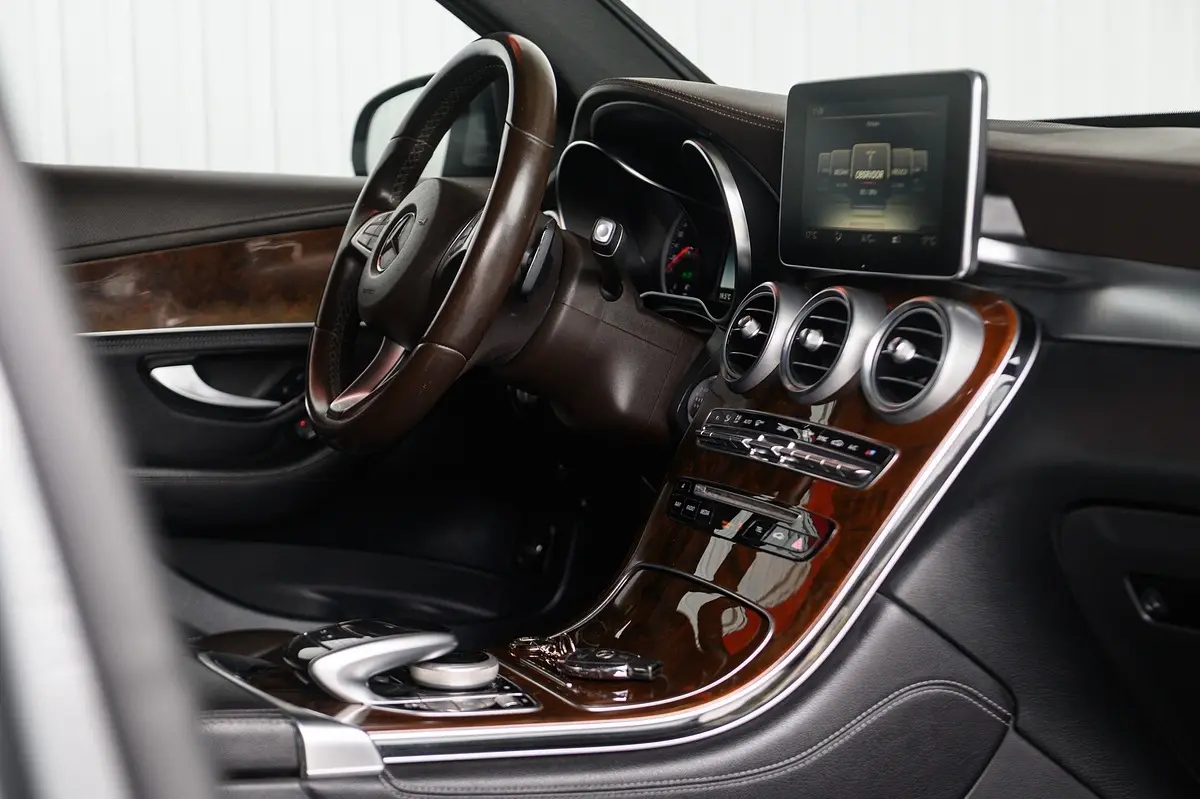 Mercedes-Benz GLC 250 d AMG Line 4-Matic 78