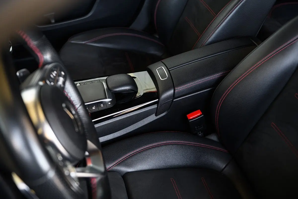 Mercedes-Benz A 180 d AMG Line Aut. 22