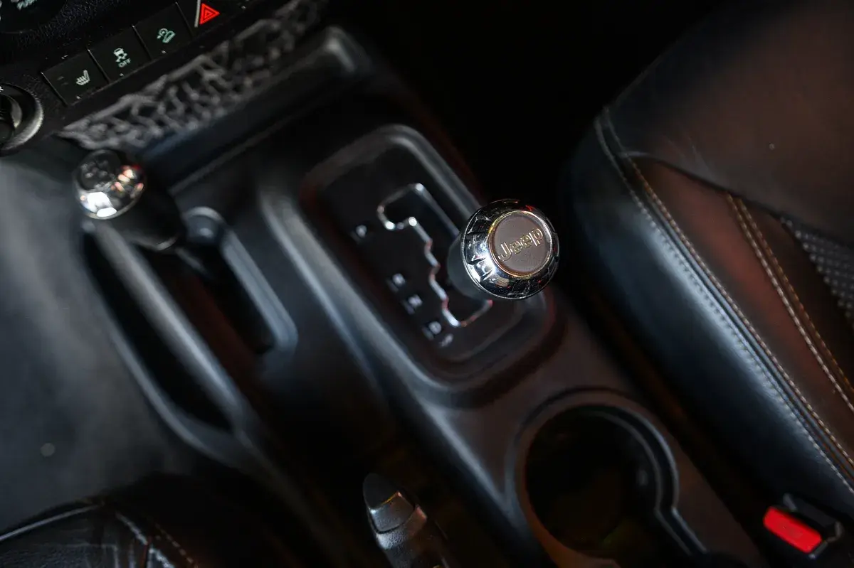 Jeep Wrangler 2.8 CRD Auto Sport 47