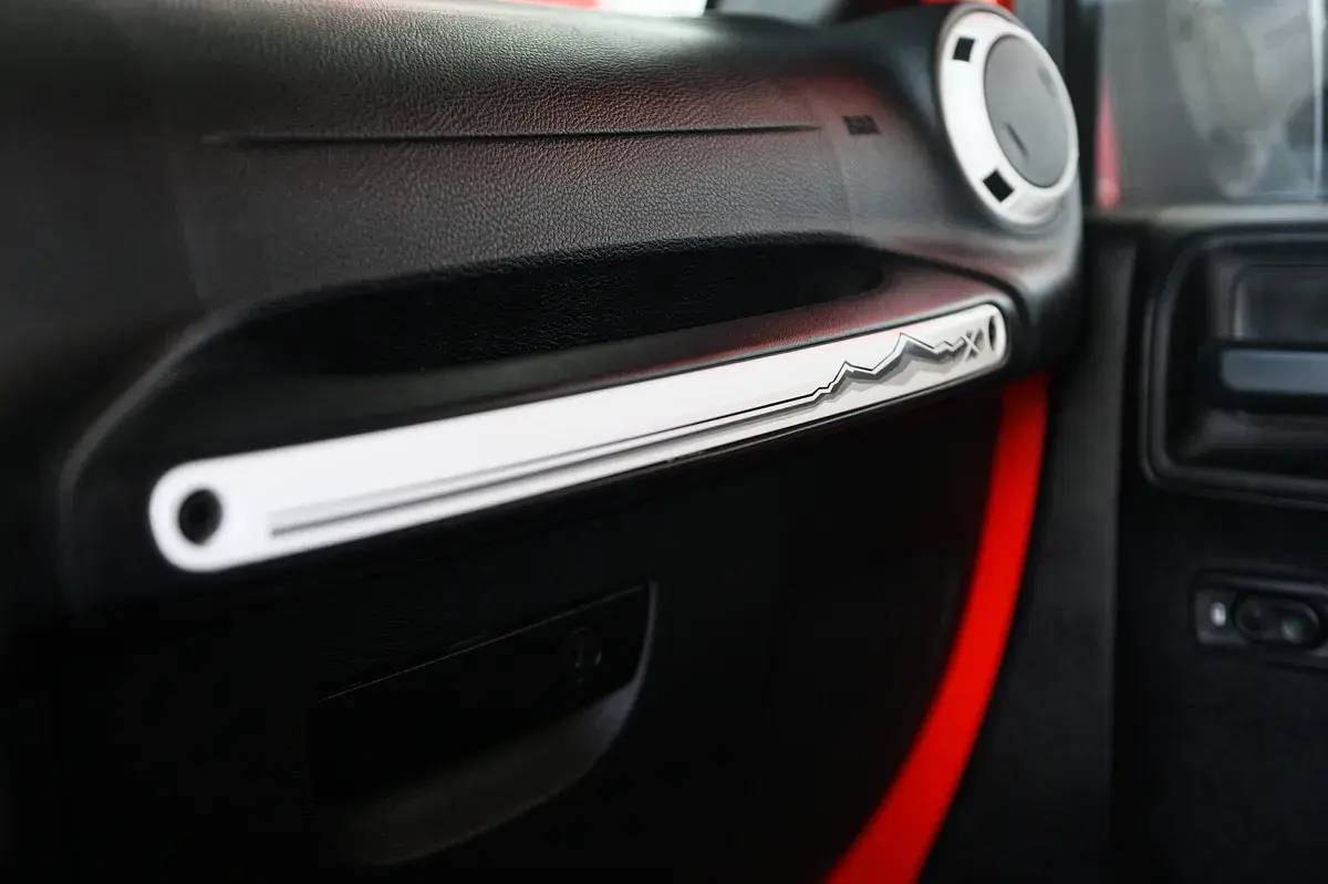 Jeep Wrangler 2.8 CRD Auto Sport 52