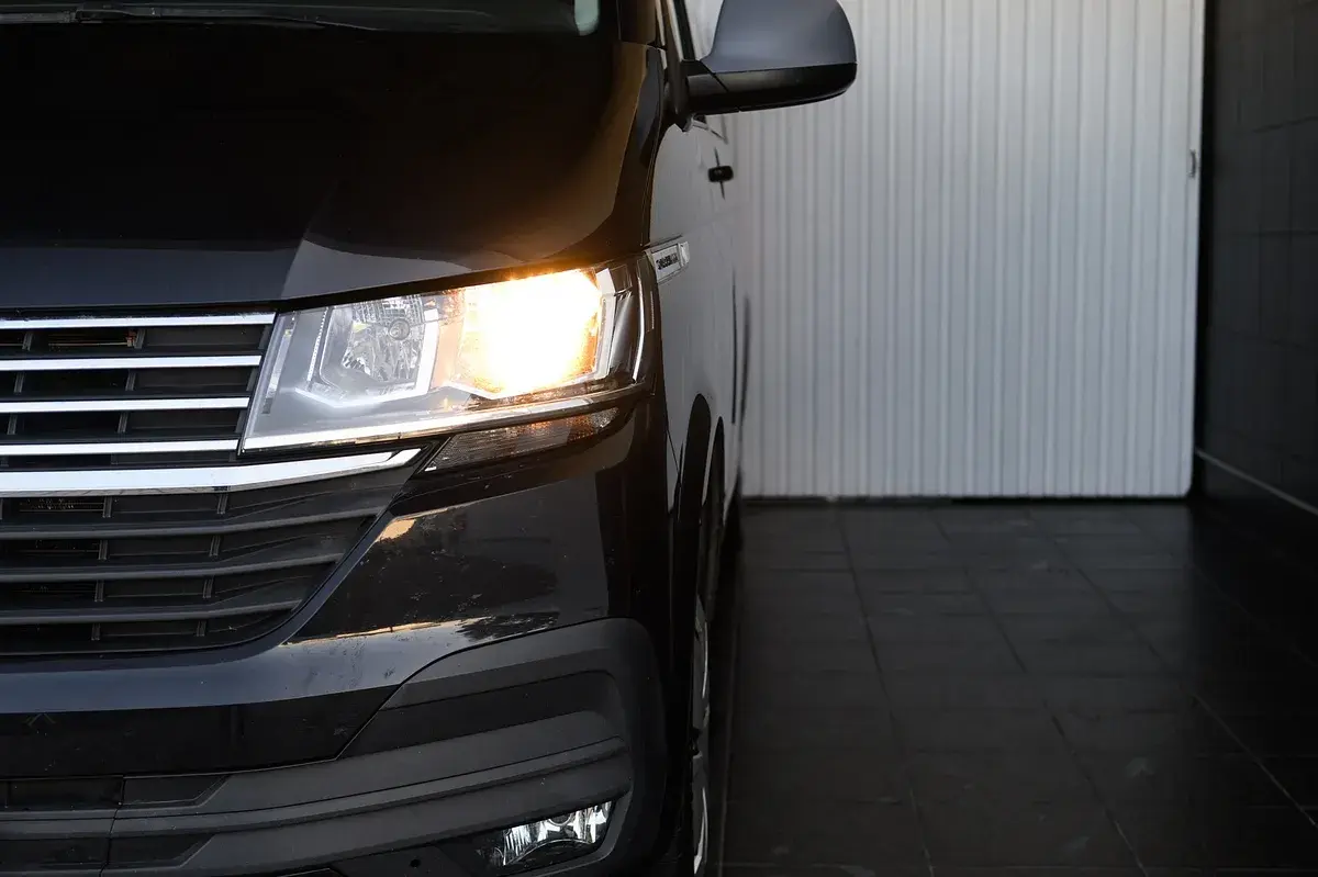 Volkswagen Caravelle 2.0 TDI L.Comfortline 10
