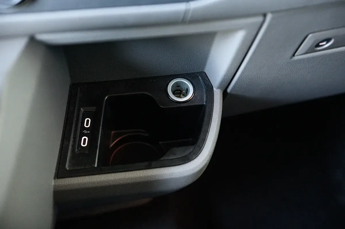 Volkswagen Caravelle 2.0 TDI L.Comfortline 39