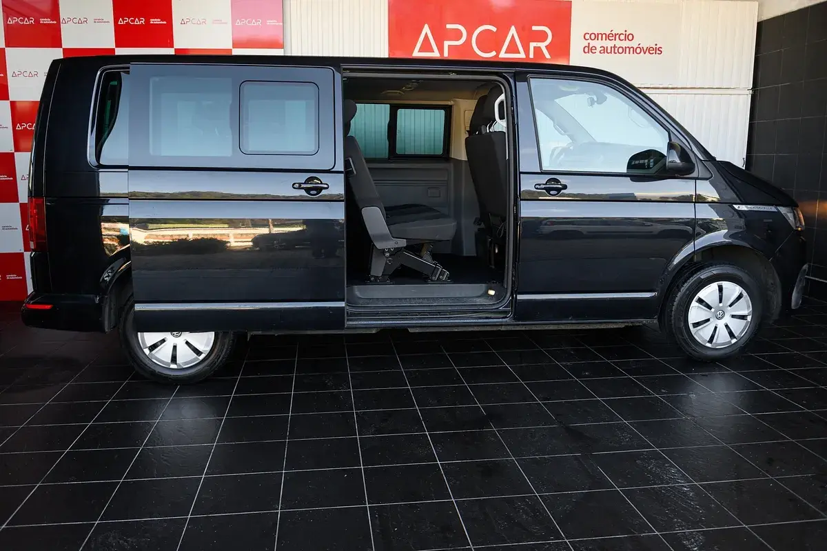 Volkswagen Caravelle 2.0 TDI L.Comfortline 54