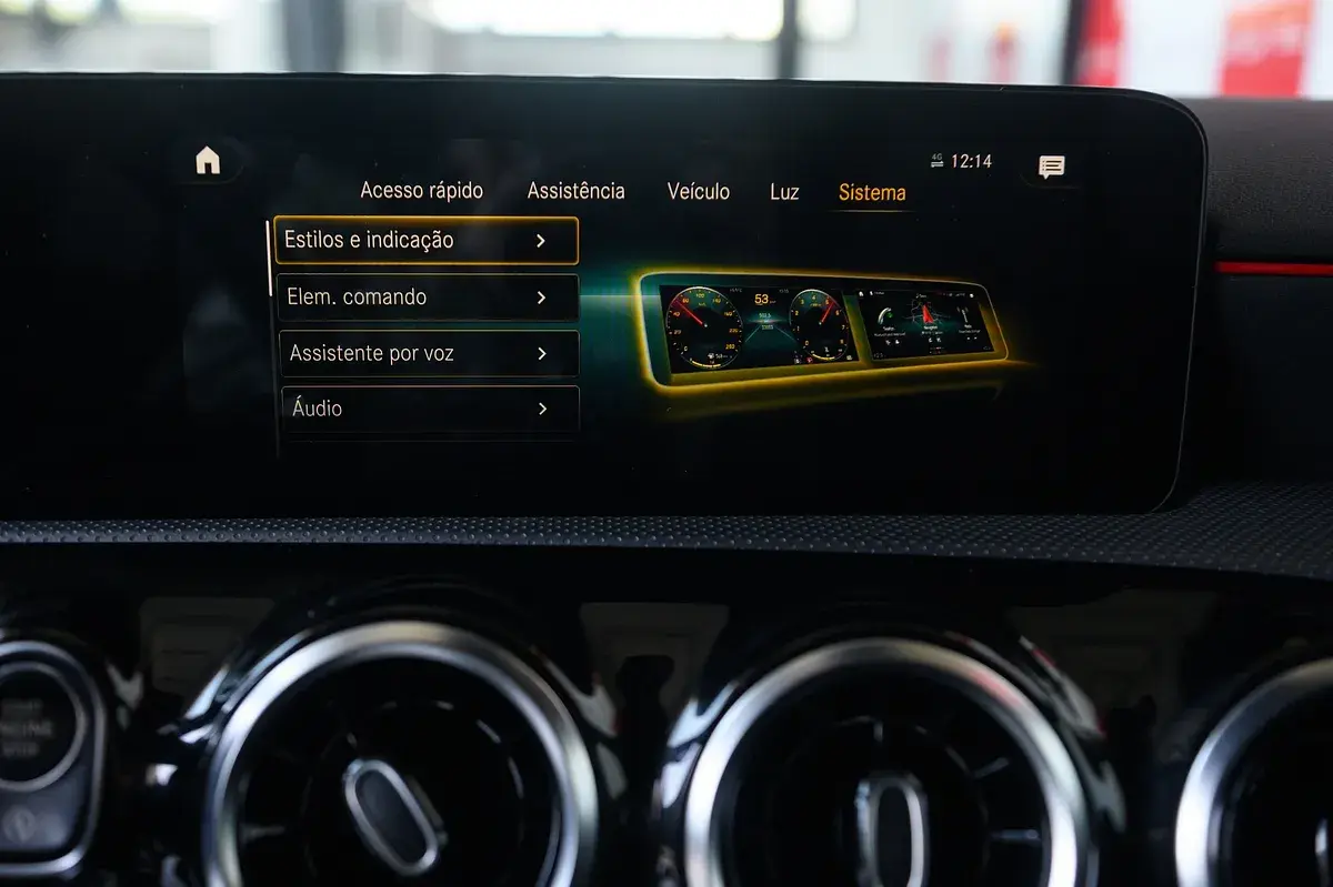 Mercedes-Benz A 180 d AMG Line Aut. 18