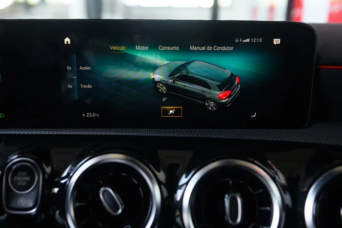 Mercedes-Benz A 180 d AMG Line Aut. 54