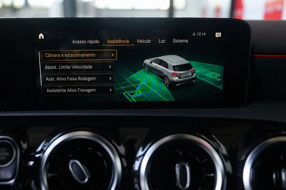 Mercedes-Benz A 180 d AMG Line Aut. 58