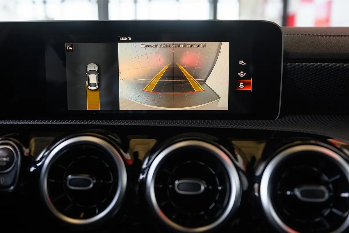 Mercedes-Benz CLA 180 d Style Aut. 44