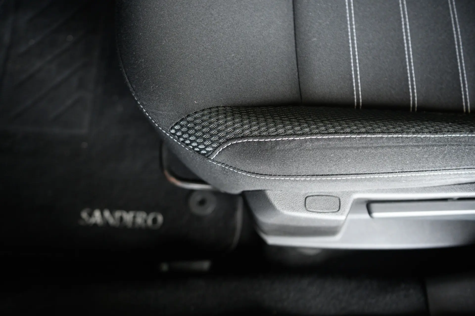 Dacia Duster 1.0 TCe ECO-G Comfort Bi-Fuel 32