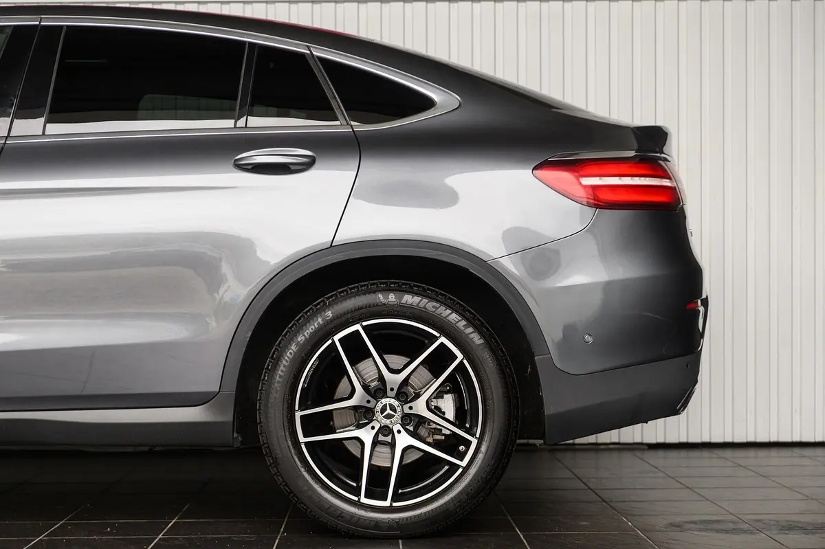 Mercedes-Benz GLC 250 d AMG Line 4-Matic 17