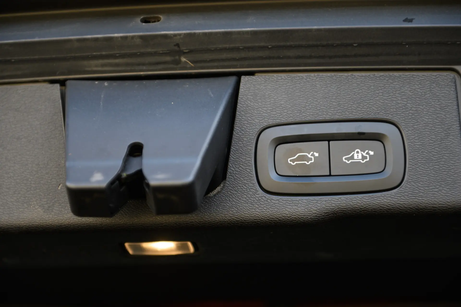 Volvo XC 60 2.0 D4 Inscription AWD Geartronic 62