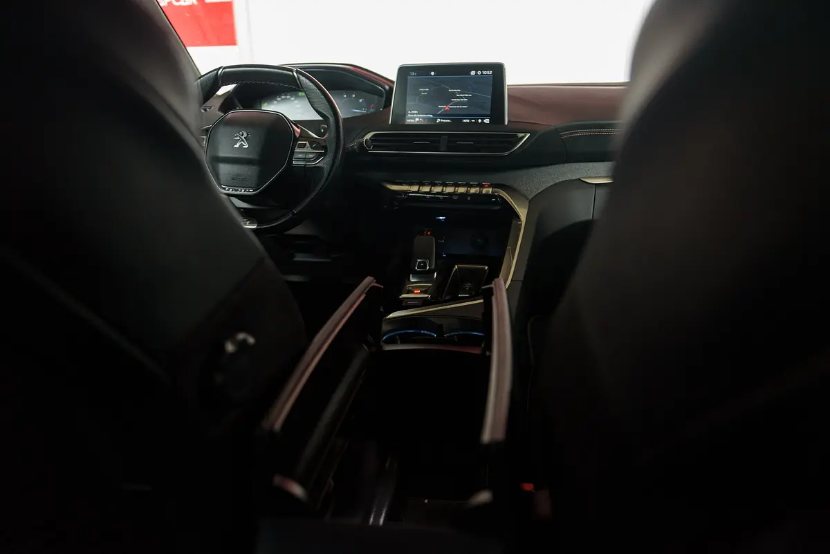 Peugeot 3008 1.5 BlueHDi GT EAT8 81