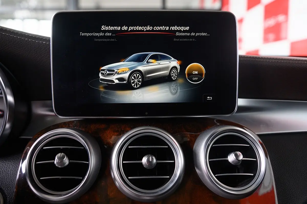 Mercedes-Benz GLC 250 d AMG Line 4-Matic 62