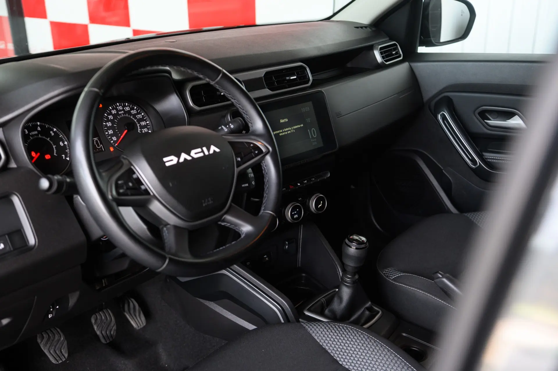 Dacia Duster 1.0 TCe ECO-G Comfort Bi-Fuel 23