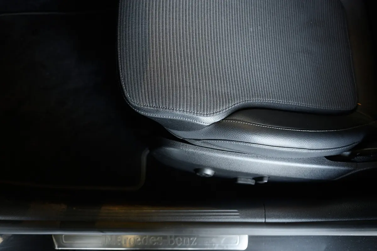 Mercedes-Benz C 300 e AMG Line 45