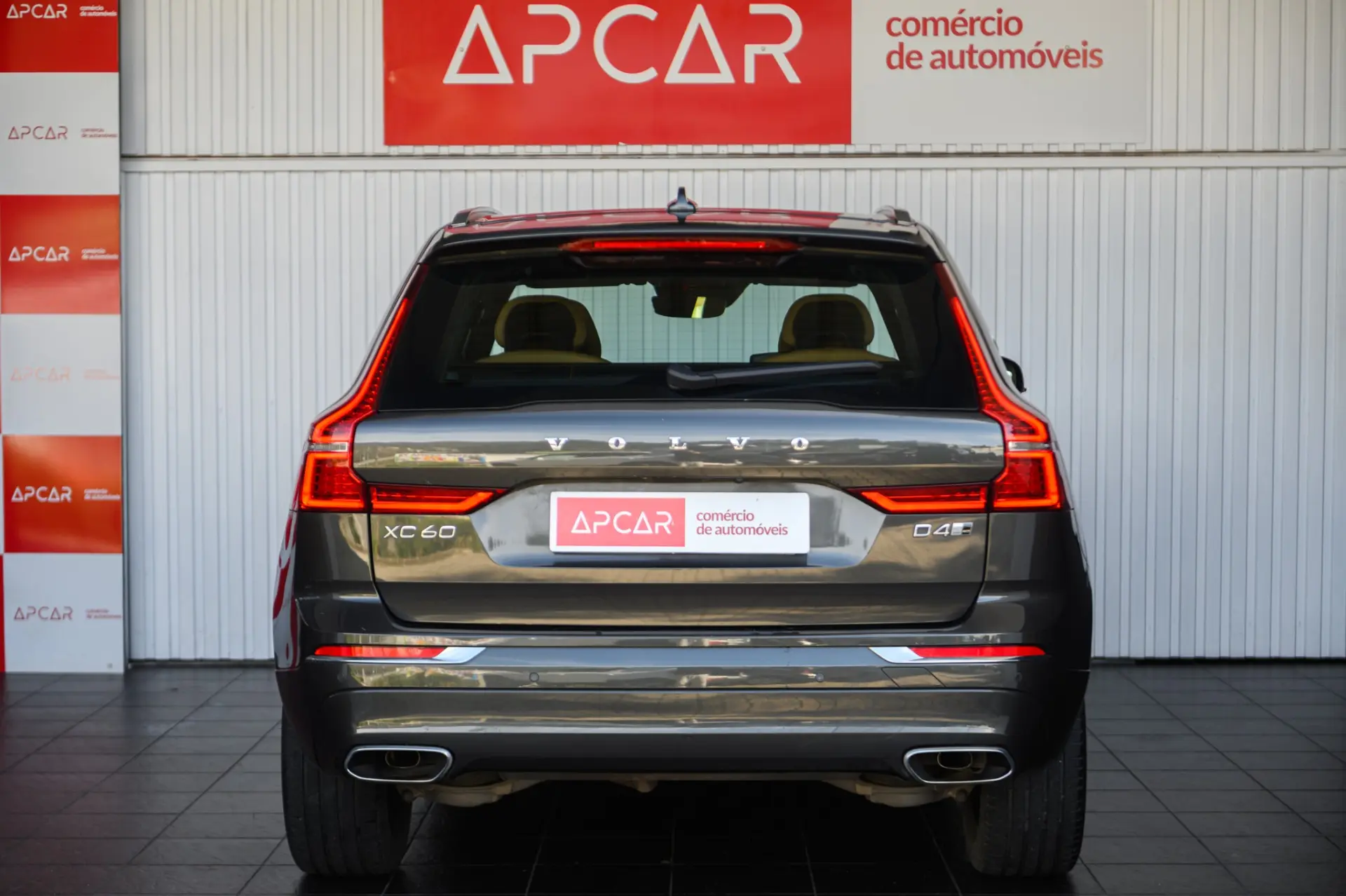 Volvo XC 60 2.0 D4 Inscription AWD Geartronic 5