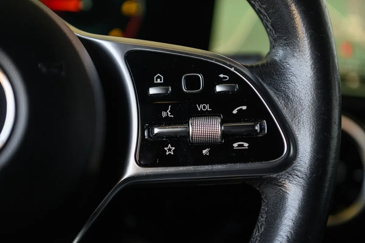 Mercedes-Benz CLA 180 d Style Aut. 38