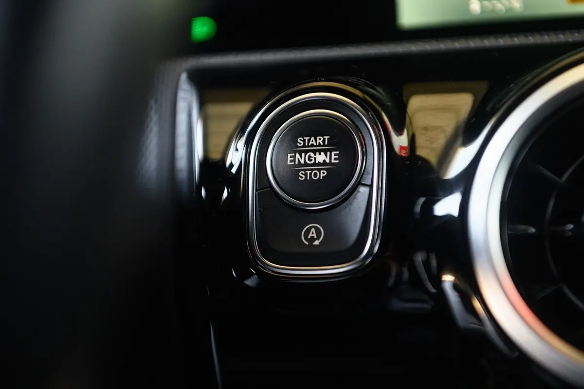 Mercedes-Benz CLA 180 d Style Aut. 52