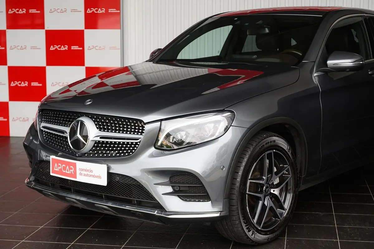 Mercedes-Benz GLC 250 d AMG Line 4-Matic 10
