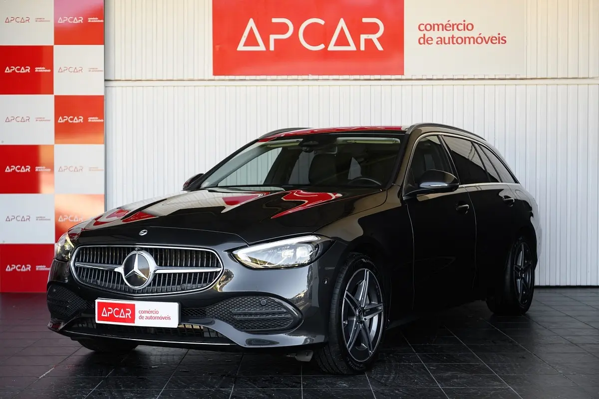 Mercedes-Benz C 300 e AMG Line 7