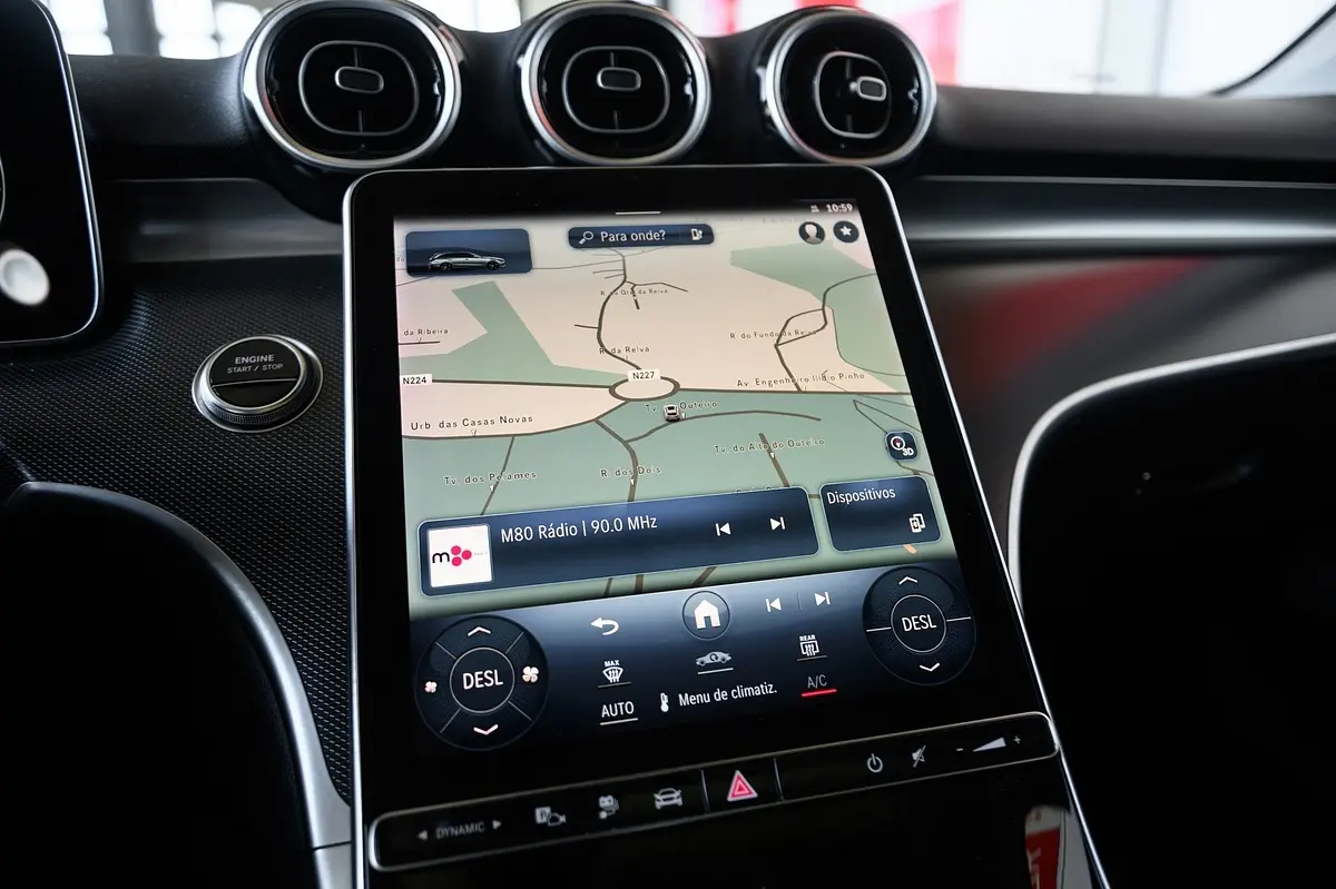 Mercedes-Benz C 300 e AMG Line 64