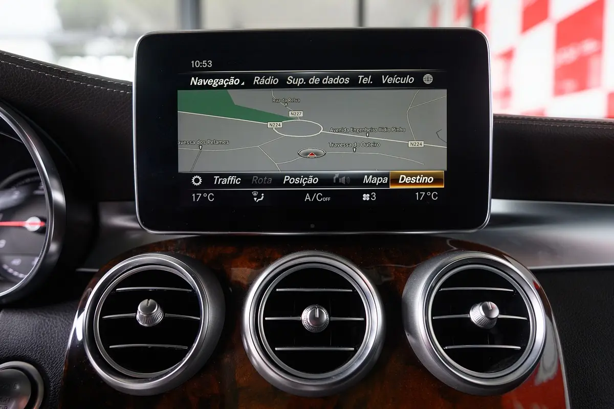 Mercedes-Benz GLC 250 d AMG Line 4-Matic 46