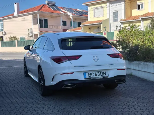 Mercedes-Benz CLA 200 d Shooting Brake AMG Line Aut. 25