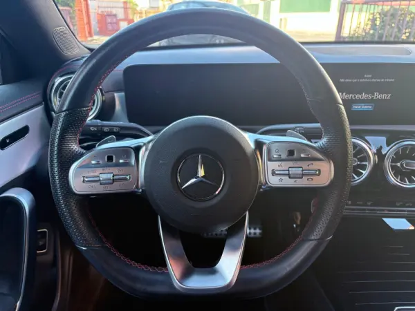 Mercedes-Benz CLA 200 d Shooting Brake AMG Line Aut. 36