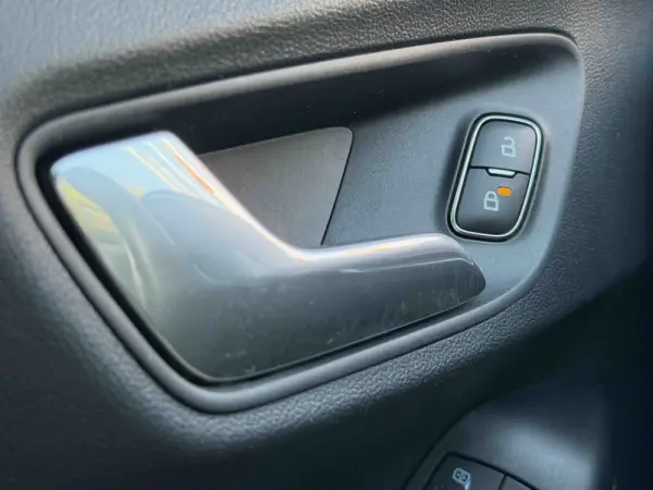 Ford Puma 1.0 EcoBoost MHEV ST-Line 34