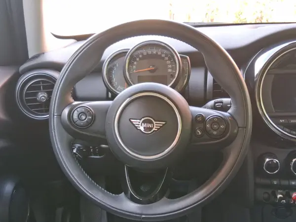 MINI 5 Portas One Auto 35
