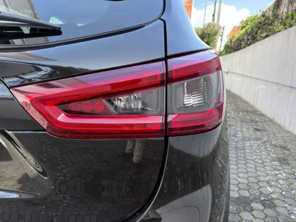 Nissan Qashqai 1.5 dCi N-Connecta Roda Suplente 22