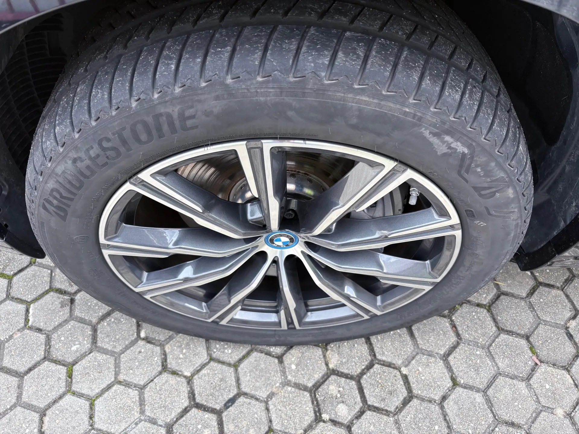 BMW X5 50 e xDrive Edição Desportiva M 13