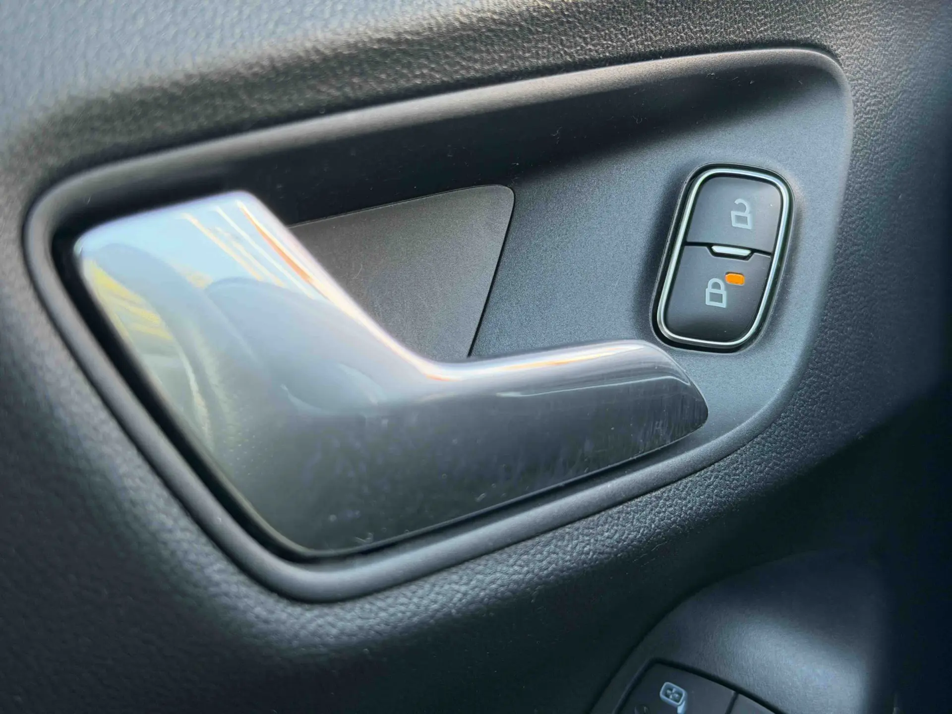 Ford Puma 1.0 EcoBoost MHEV ST-Line 34