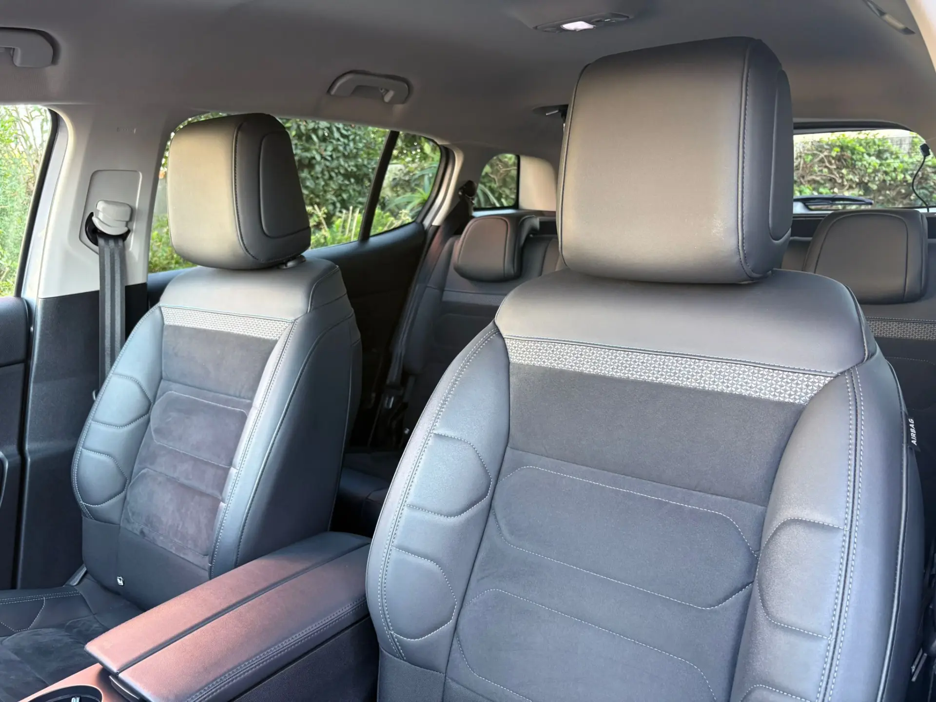 Citroën C5 Aircross 1.5 BlueHDi Shine 33