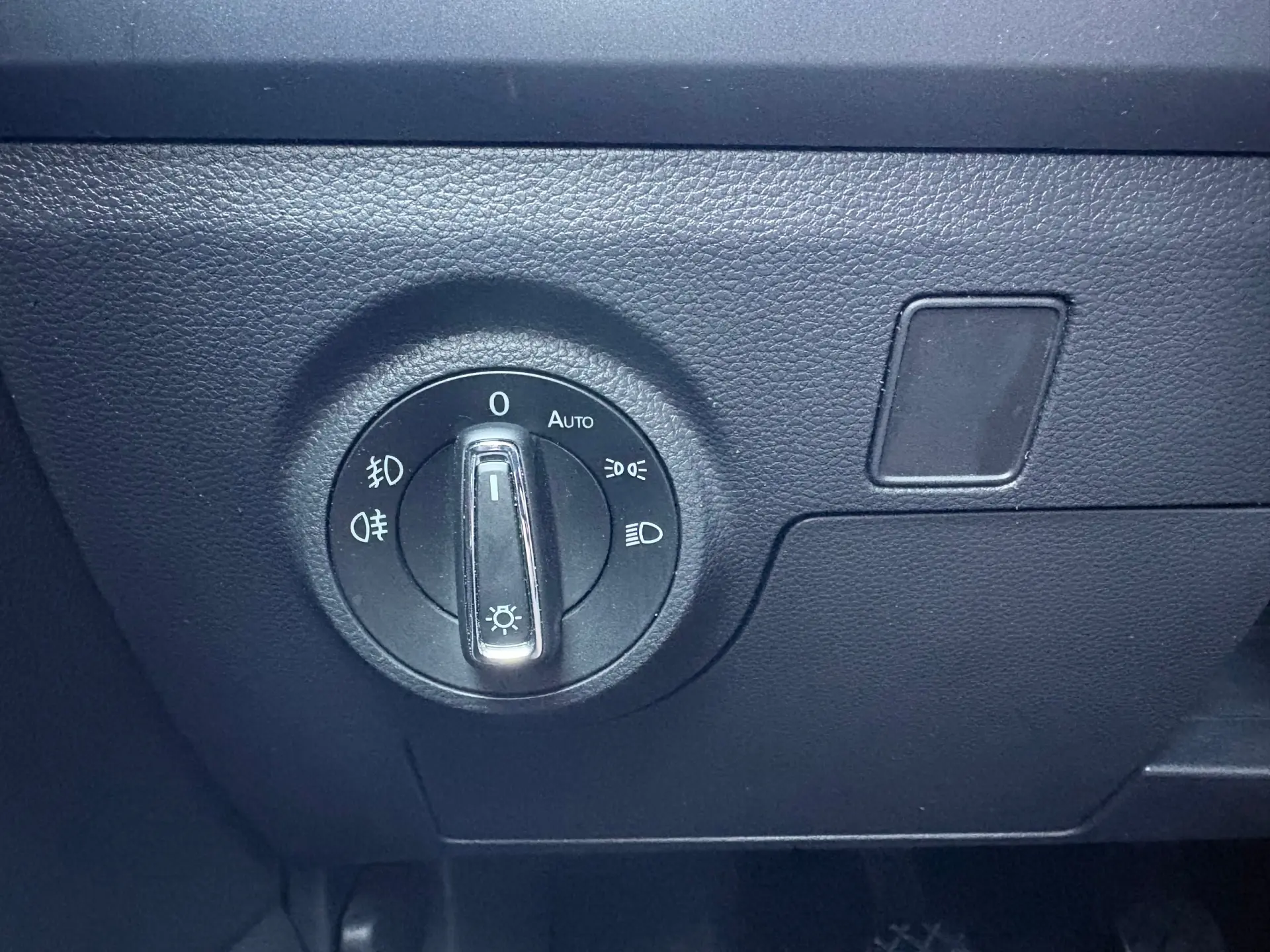 SEAT Arona 1.6 TDI Xcellence 33