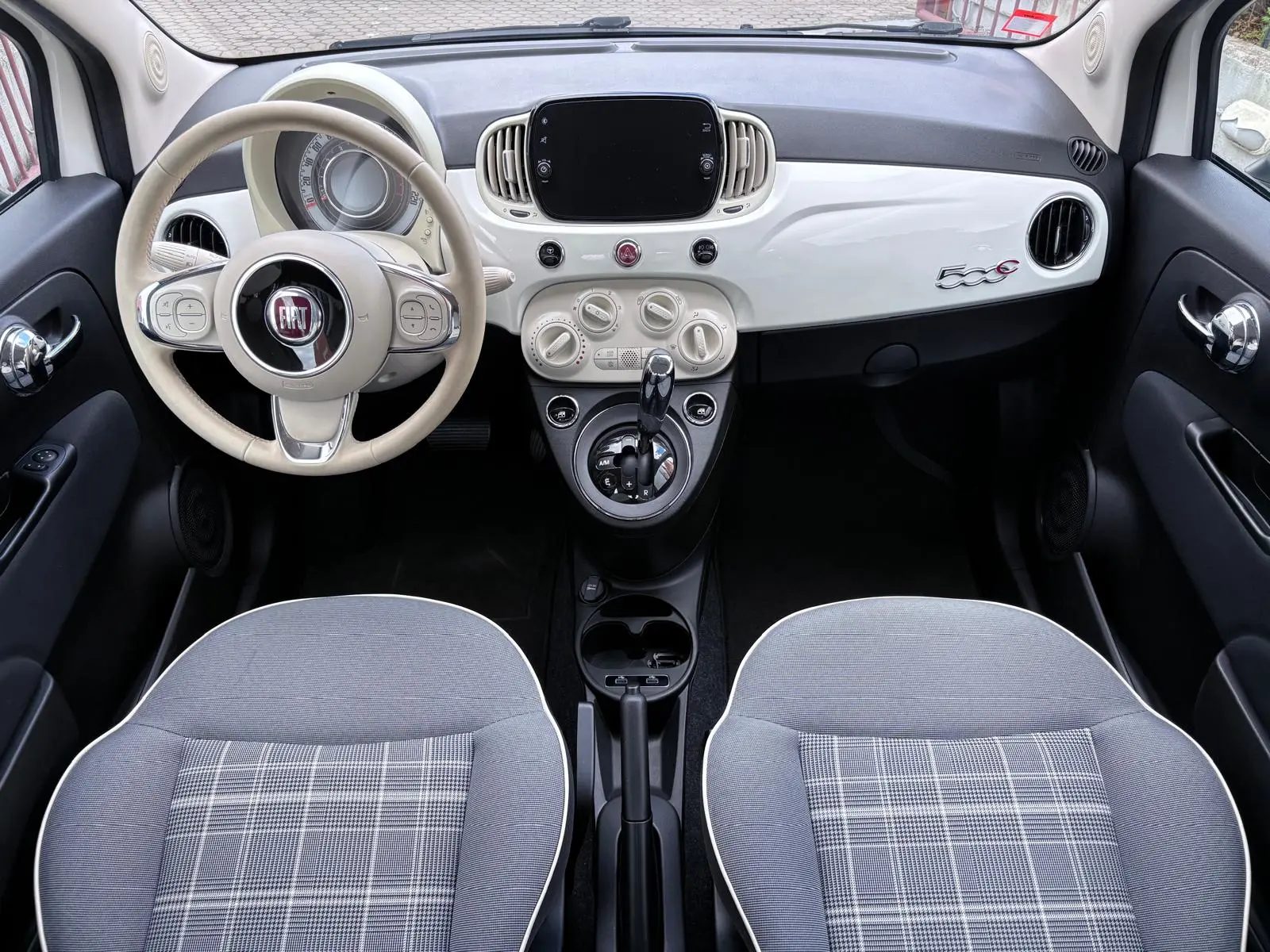 Fiat 500C 1.2 Lounge MTA 6