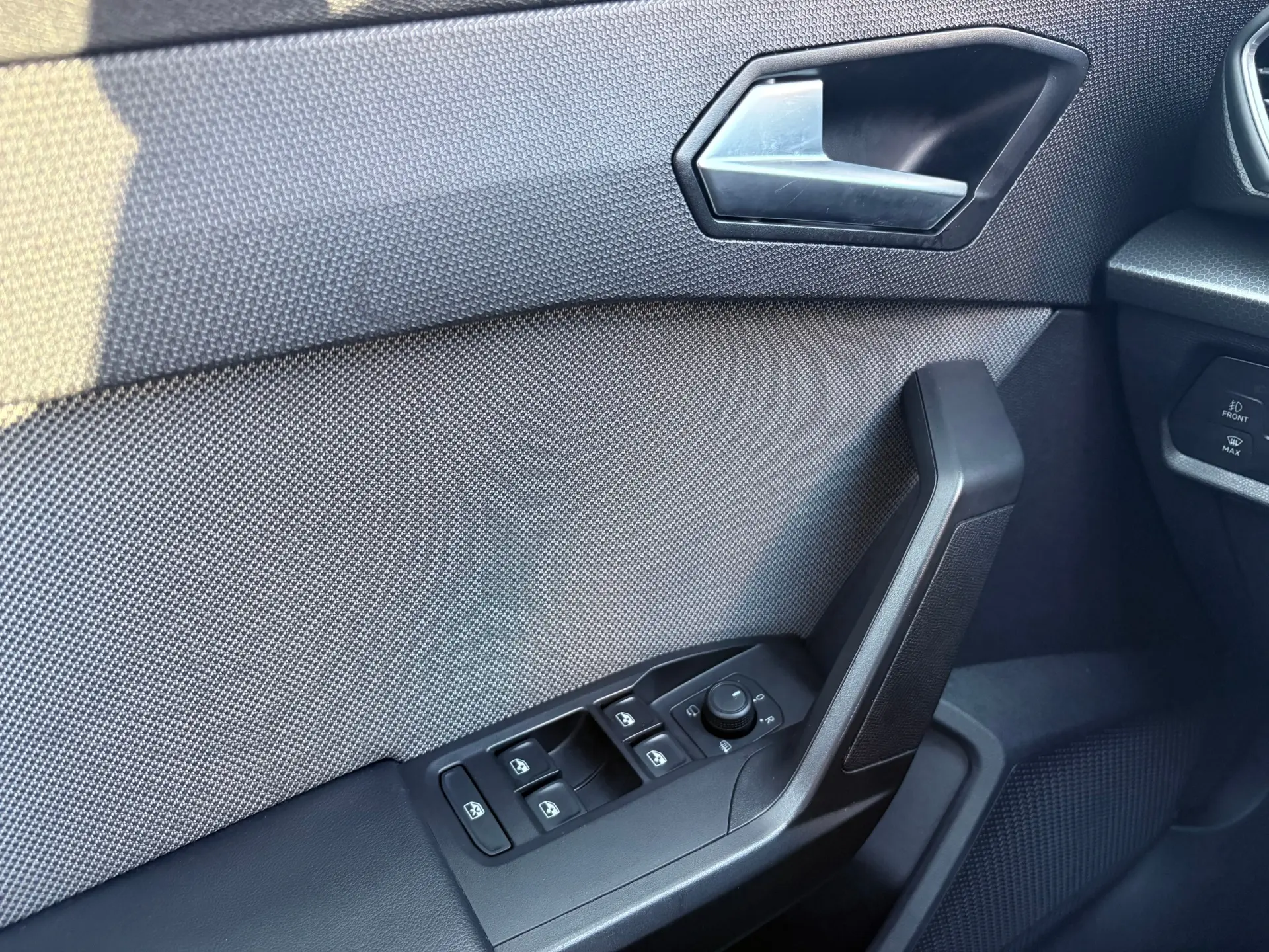 SEAT Leon ST 1.0 eTSI OPF DSG Style 32