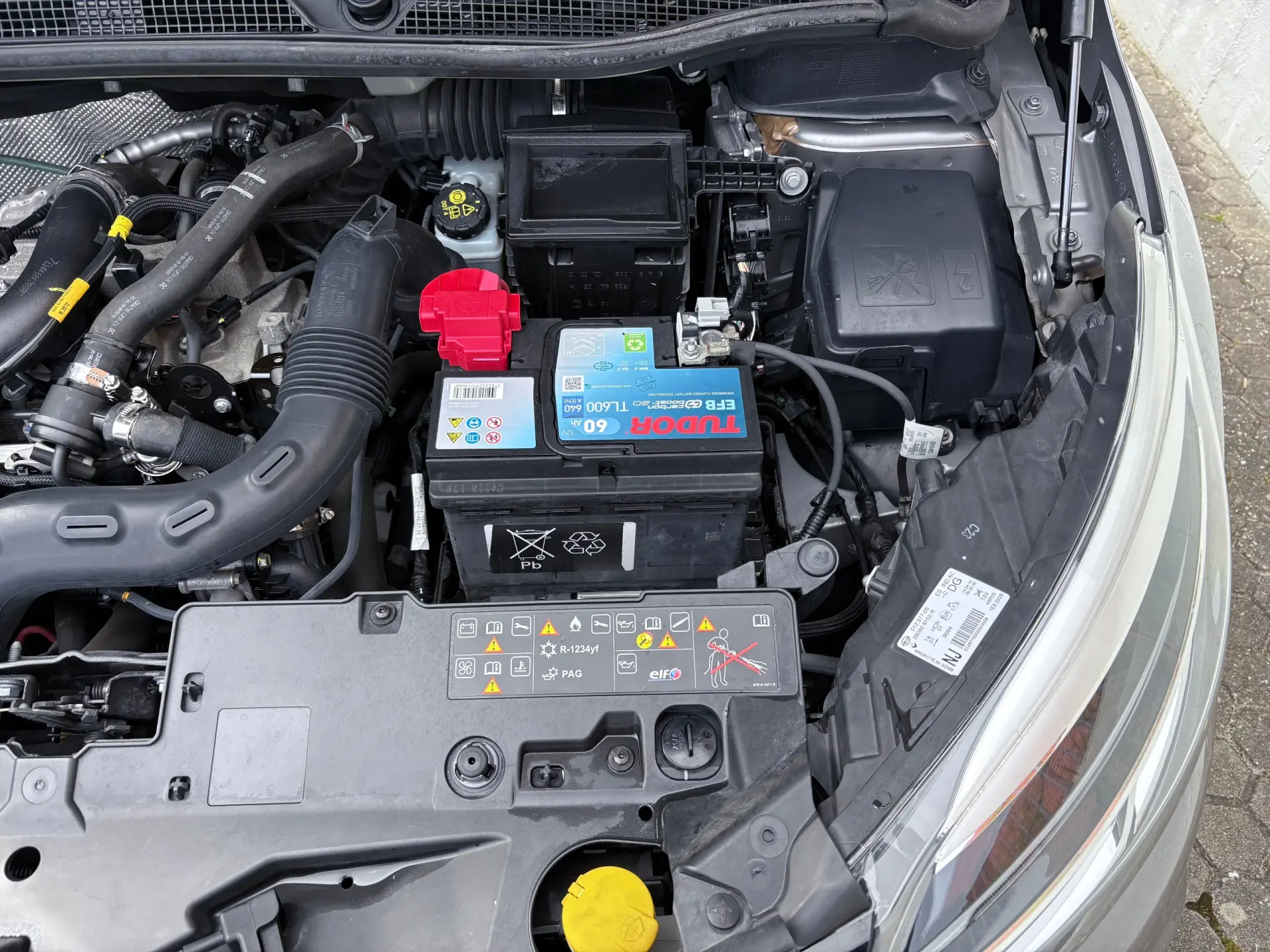 Renault Captur 0.9 TCE Exclusive 19