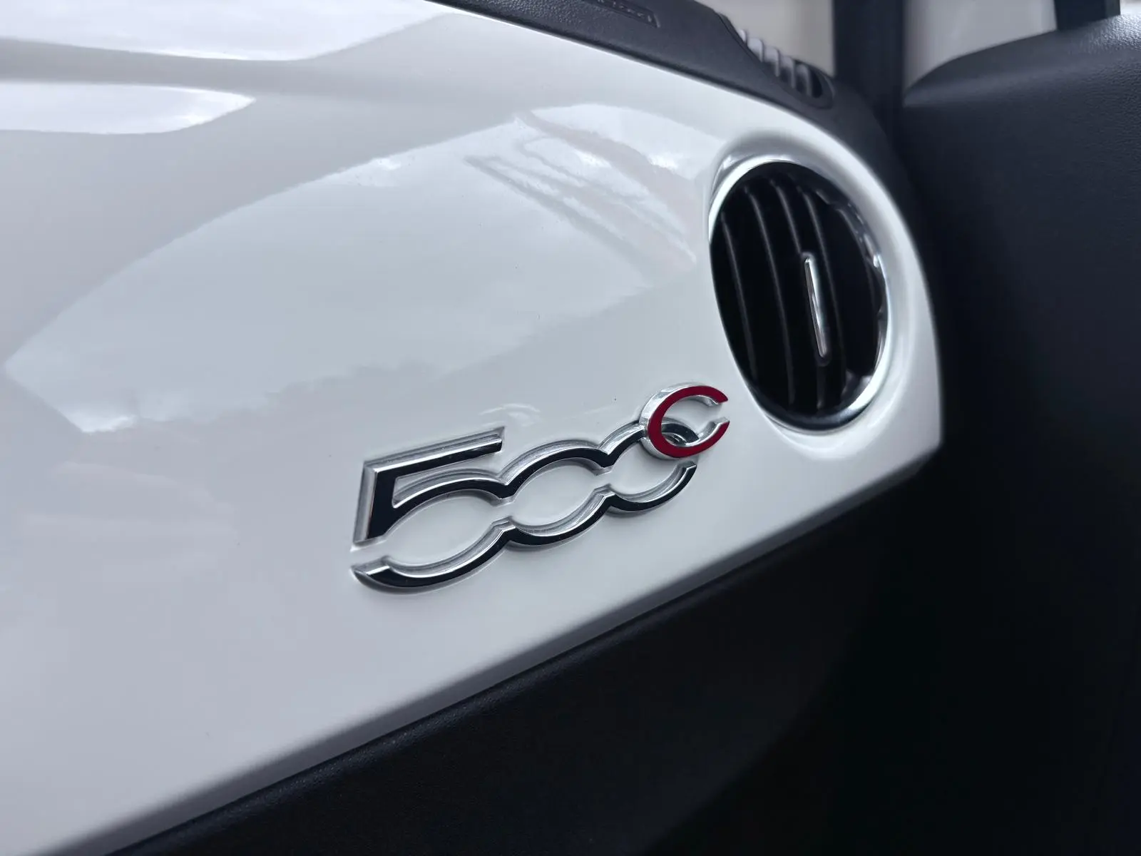 Fiat 500C 1.2 Lounge MTA 52